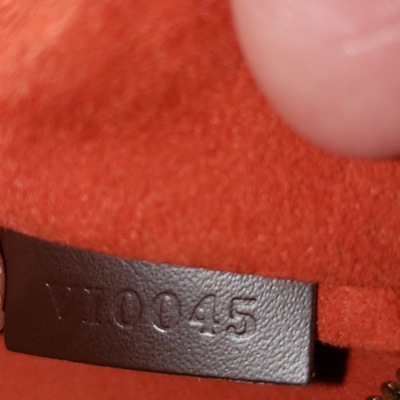 Authentic LV triana in DE - Picture 5 of 14